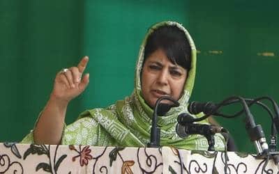 Mehbooba Mufti speaking20180107172957_l